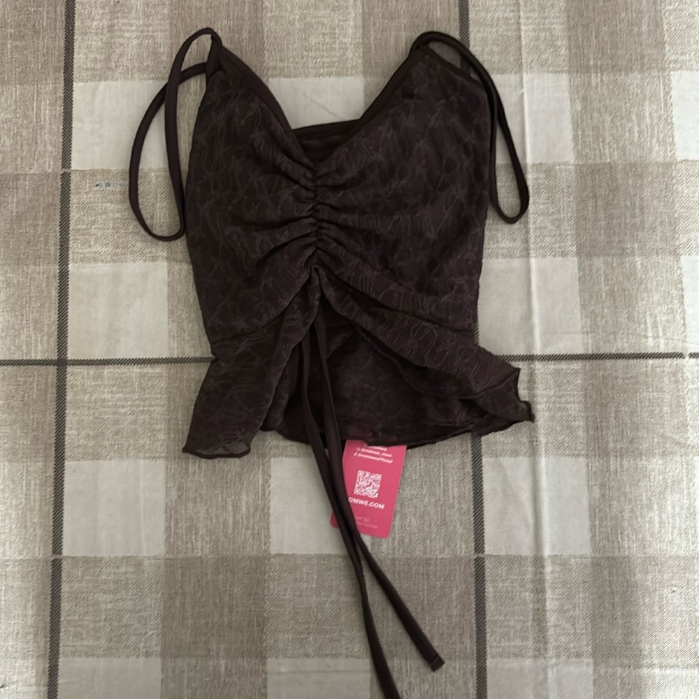 Flowy cropped tank